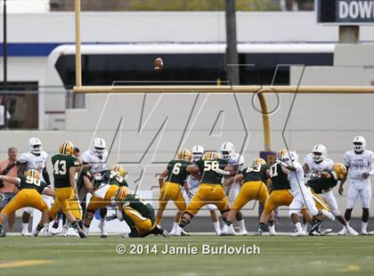 Thumbnail 2 in St. Edward vs. Gilman photogallery.