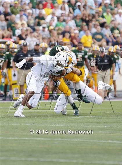 Thumbnail 2 in St. Edward vs. Gilman photogallery.