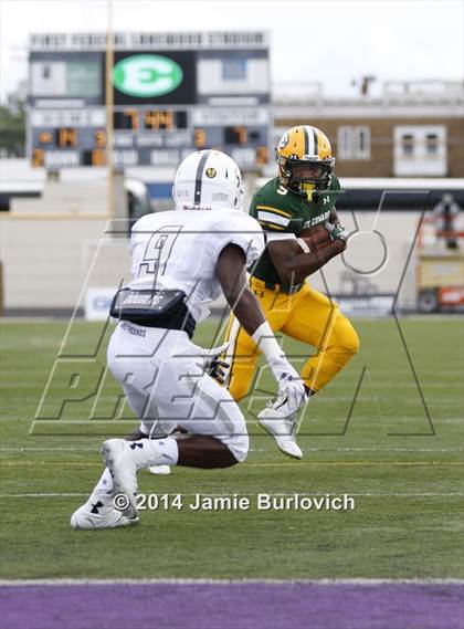 Thumbnail 1 in St. Edward vs. Gilman photogallery.