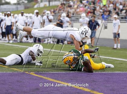 Thumbnail 1 in St. Edward vs. Gilman photogallery.
