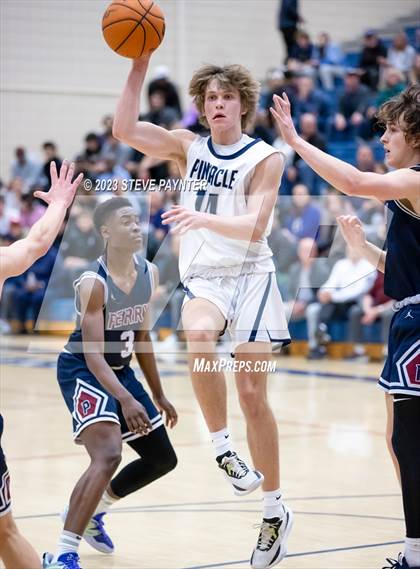 Thumbnail 1 in Perry @ Pinnacle photogallery.