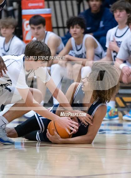 Thumbnail 1 in Perry @ Pinnacle photogallery.