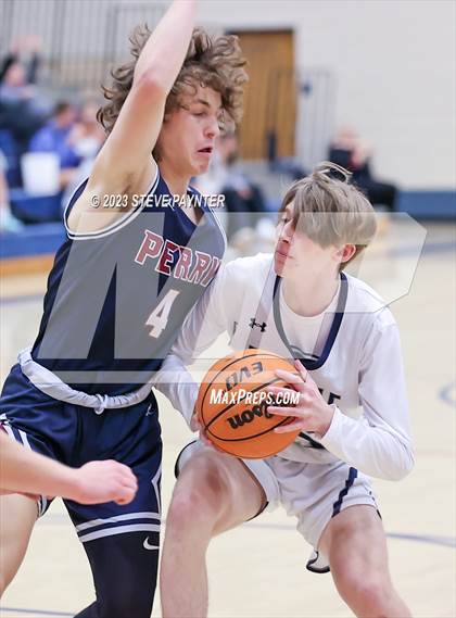 Thumbnail 2 in Perry @ Pinnacle photogallery.