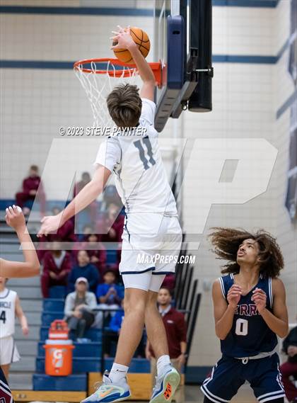 Thumbnail 1 in Perry @ Pinnacle photogallery.