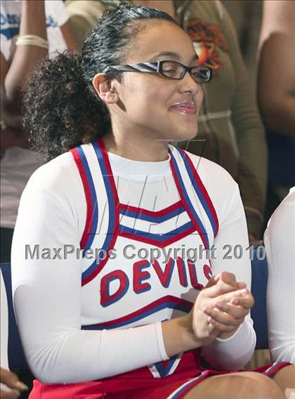 Thumbnail 1 in Tappan Zee vs Peekskill (Section 1 Class A Semifinal) photogallery.