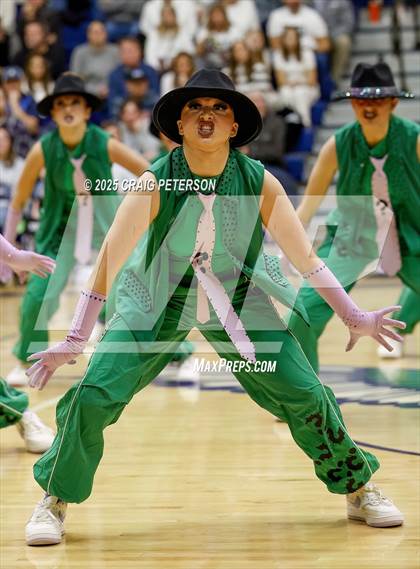 Thumbnail 2 in Ridgeline Aeriettes photogallery.