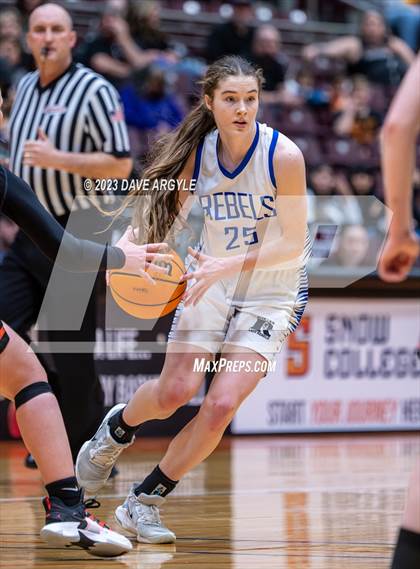 Thumbnail 3 in Rich vs. Valley (UHSAA 1A 3rd/4th Place) photogallery.