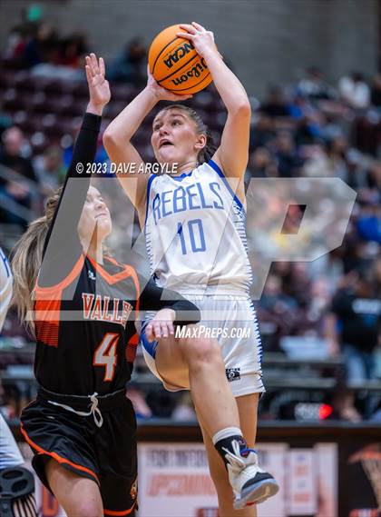 Thumbnail 2 in Rich vs. Valley (UHSAA 1A 3rd/4th Place) photogallery.