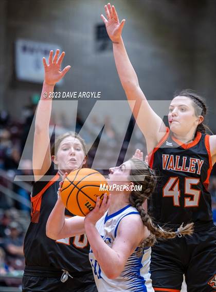 Thumbnail 1 in Rich vs. Valley (UHSAA 1A 3rd/4th Place) photogallery.