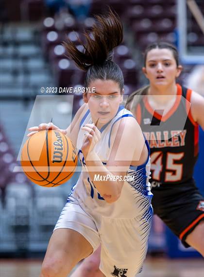Thumbnail 1 in Rich vs. Valley (UHSAA 1A 3rd/4th Place) photogallery.
