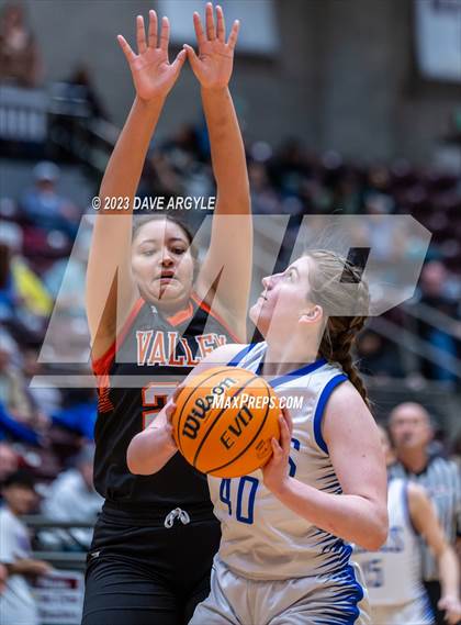 Thumbnail 1 in Rich vs. Valley (UHSAA 1A 3rd/4th Place) photogallery.