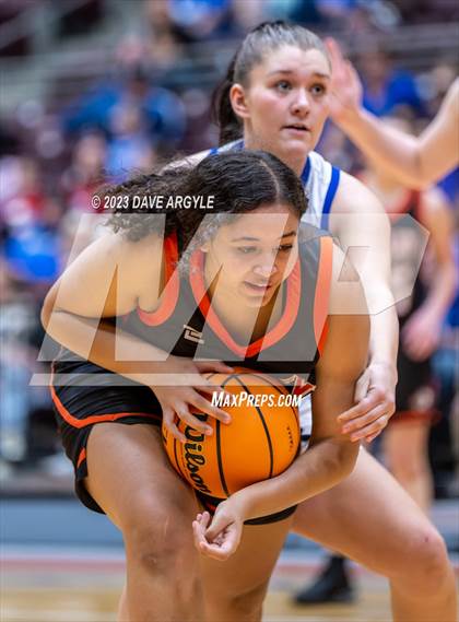 Thumbnail 3 in Rich vs. Valley (UHSAA 1A 3rd/4th Place) photogallery.