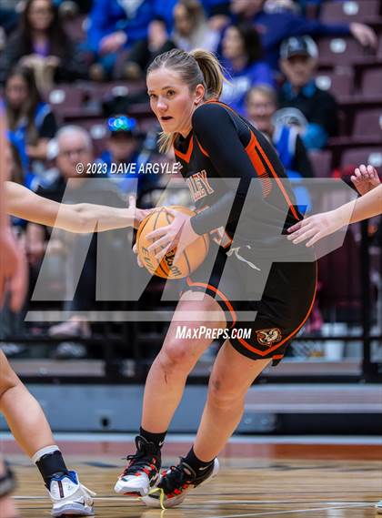Thumbnail 2 in Rich vs. Valley (UHSAA 1A 3rd/4th Place) photogallery.