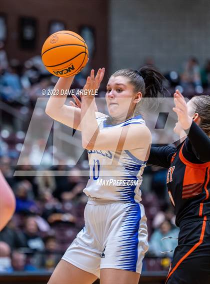 Thumbnail 2 in Rich vs. Valley (UHSAA 1A 3rd/4th Place) photogallery.