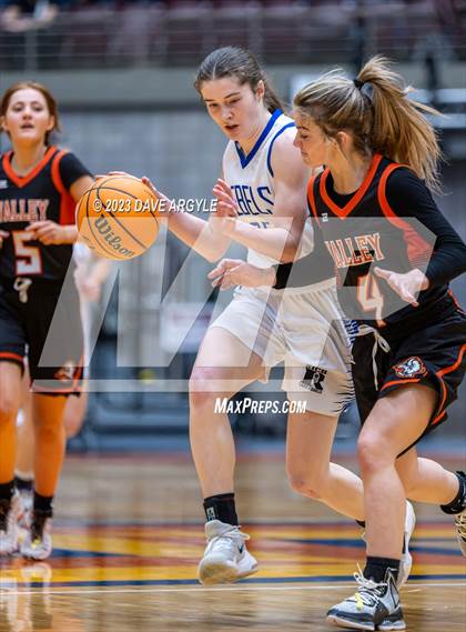 Thumbnail 2 in Rich vs. Valley (UHSAA 1A 3rd/4th Place) photogallery.