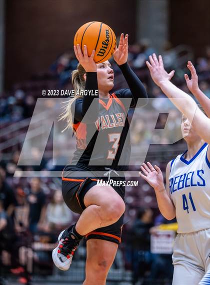 Thumbnail 1 in Rich vs. Valley (UHSAA 1A 3rd/4th Place) photogallery.