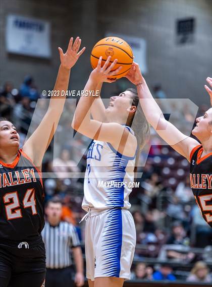 Thumbnail 2 in Rich vs. Valley (UHSAA 1A 3rd/4th Place) photogallery.