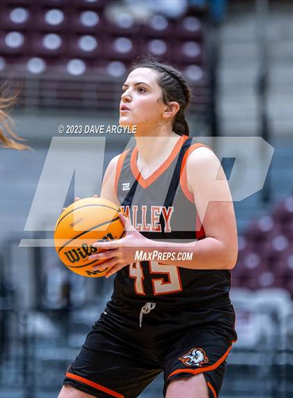 Thumbnail 1 in Rich vs. Valley (UHSAA 1A 3rd/4th Place) photogallery.
