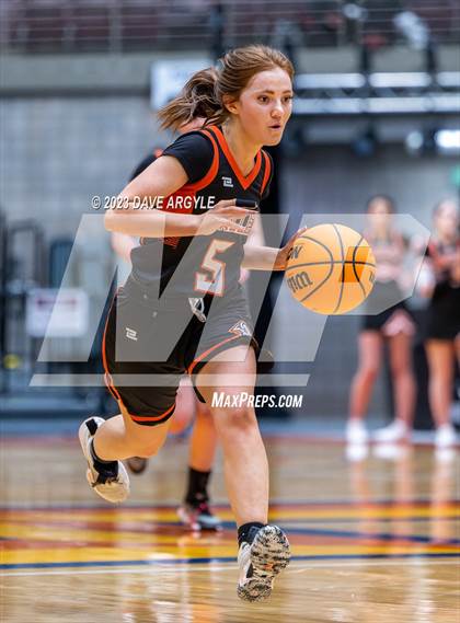 Thumbnail 1 in Rich vs. Valley (UHSAA 1A 3rd/4th Place) photogallery.