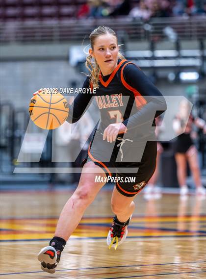 Thumbnail 1 in Rich vs. Valley (UHSAA 1A 3rd/4th Place) photogallery.