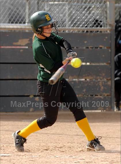 Thumbnail 1 in Royal vs. Stockdale photogallery.