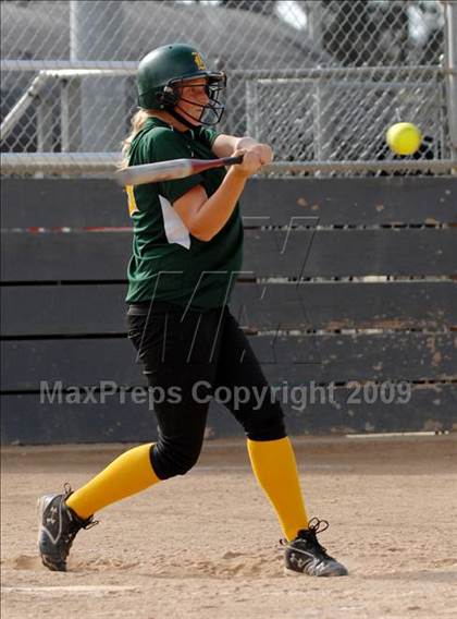Thumbnail 3 in Royal vs. Stockdale photogallery.