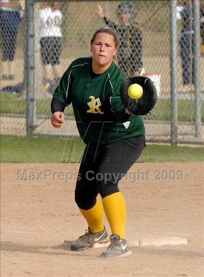 Thumbnail 2 in Royal vs. Stockdale photogallery.