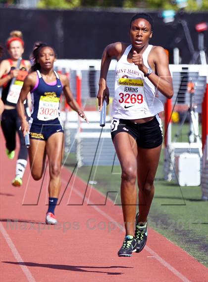 Thumbnail 2 in Arcadia Invitational (4x400 Relay) photogallery.