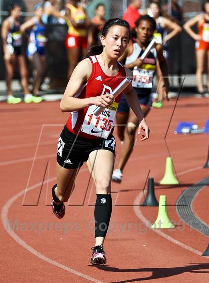 Thumbnail 2 in Arcadia Invitational (4x400 Relay) photogallery.