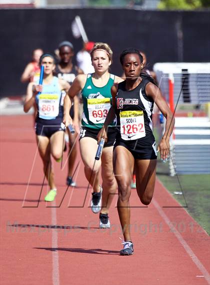 Thumbnail 1 in Arcadia Invitational (4x400 Relay) photogallery.