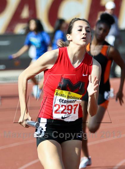 Thumbnail 3 in Arcadia Invitational (4x400 Relay) photogallery.
