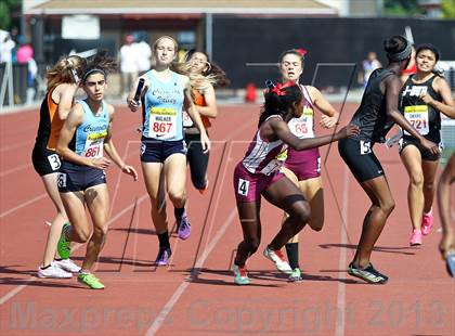 Thumbnail 2 in Arcadia Invitational (4x400 Relay) photogallery.