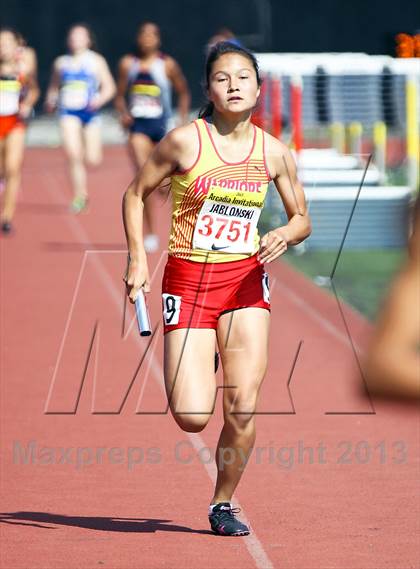 Thumbnail 2 in Arcadia Invitational (4x400 Relay) photogallery.