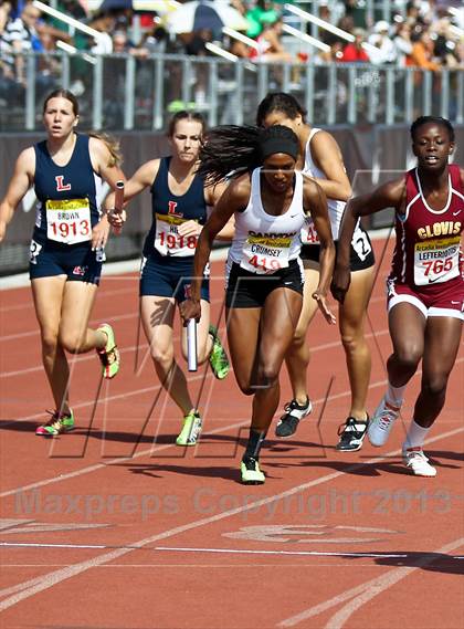 Thumbnail 1 in Arcadia Invitational (4x400 Relay) photogallery.