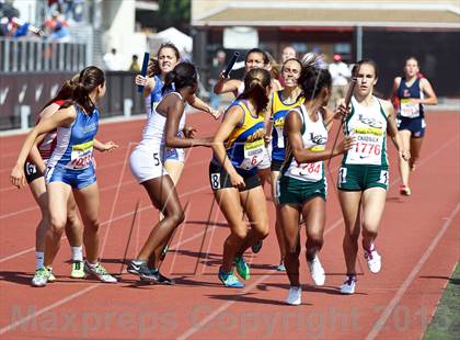 Thumbnail 1 in Arcadia Invitational (4x400 Relay) photogallery.