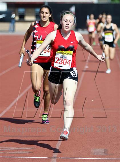 Thumbnail 3 in Arcadia Invitational (4x400 Relay) photogallery.