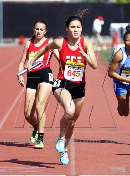 Thumbnail 3 in Arcadia Invitational (4x400 Relay) photogallery.