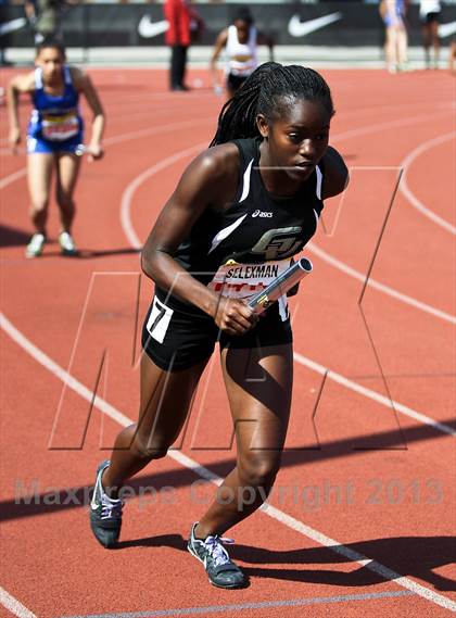 Thumbnail 1 in Arcadia Invitational (4x400 Relay) photogallery.