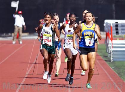 Thumbnail 3 in Arcadia Invitational (4x400 Relay) photogallery.