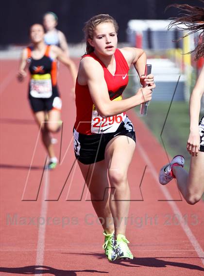 Thumbnail 2 in Arcadia Invitational (4x400 Relay) photogallery.