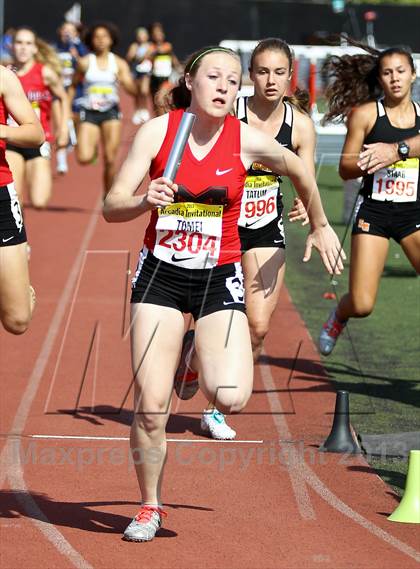Thumbnail 1 in Arcadia Invitational (4x400 Relay) photogallery.