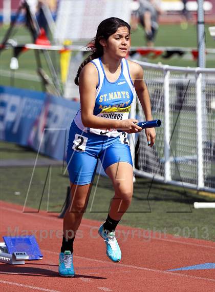 Thumbnail 1 in Arcadia Invitational (4x400 Relay) photogallery.