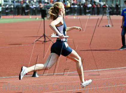 Thumbnail 2 in Arcadia Invitational (4x400 Relay) photogallery.