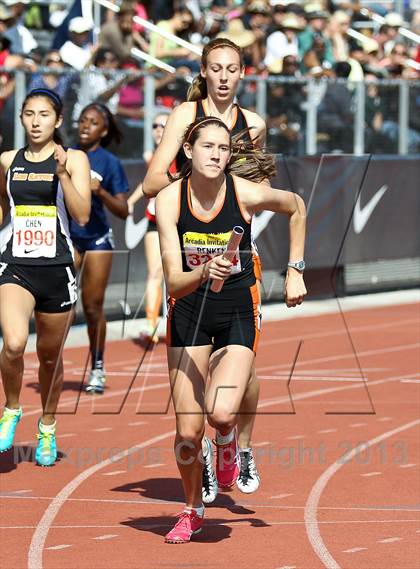 Thumbnail 3 in Arcadia Invitational (4x400 Relay) photogallery.
