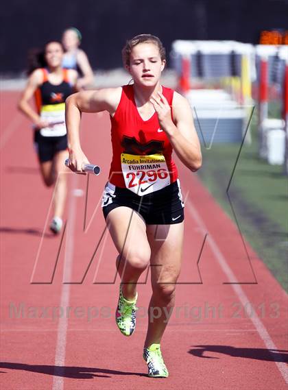 Thumbnail 1 in Arcadia Invitational (4x400 Relay) photogallery.