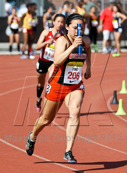 Thumbnail 1 in Arcadia Invitational (4x400 Relay) photogallery.