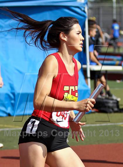 Thumbnail 1 in Arcadia Invitational (4x400 Relay) photogallery.