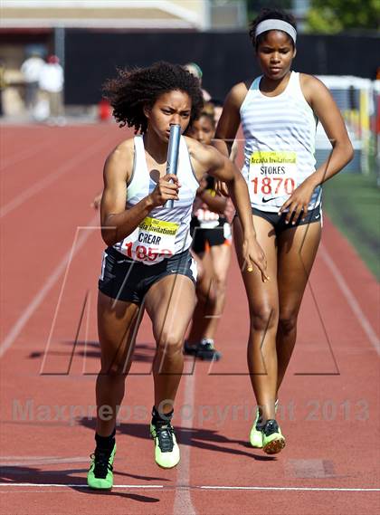 Thumbnail 1 in Arcadia Invitational (4x400 Relay) photogallery.