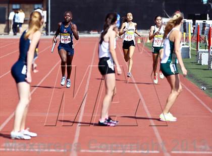 Thumbnail 2 in Arcadia Invitational (4x400 Relay) photogallery.