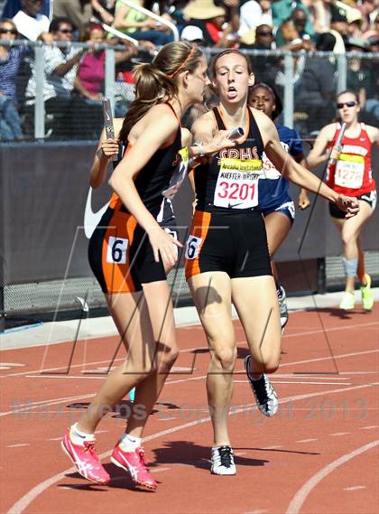 Thumbnail 1 in Arcadia Invitational (4x400 Relay) photogallery.